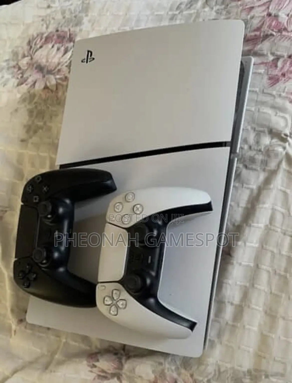 Deal Comes Ps5 Slim 1tb and 2 Original Controllers + 5 Games Including