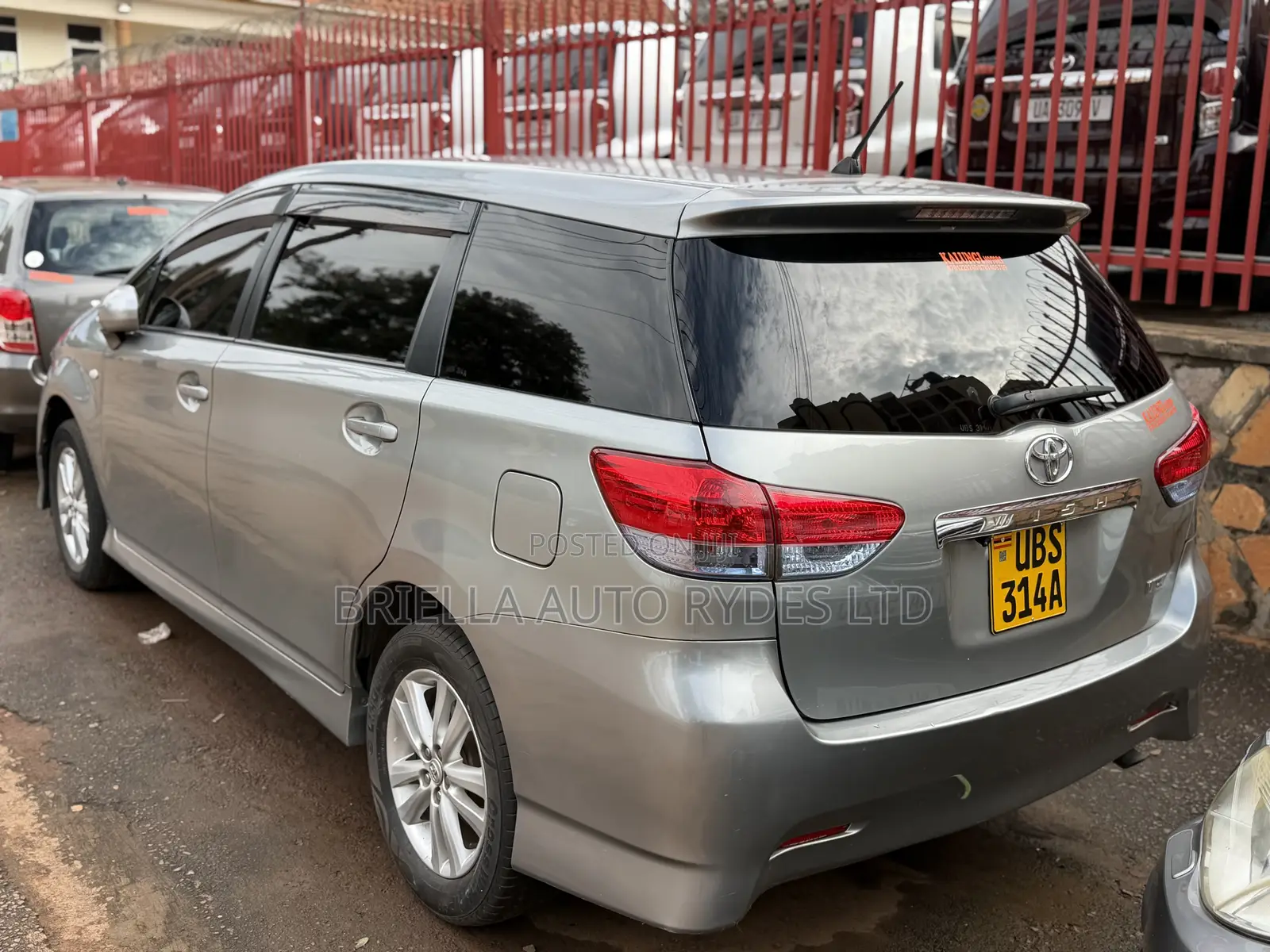 Toyota Wish 2010 Gray