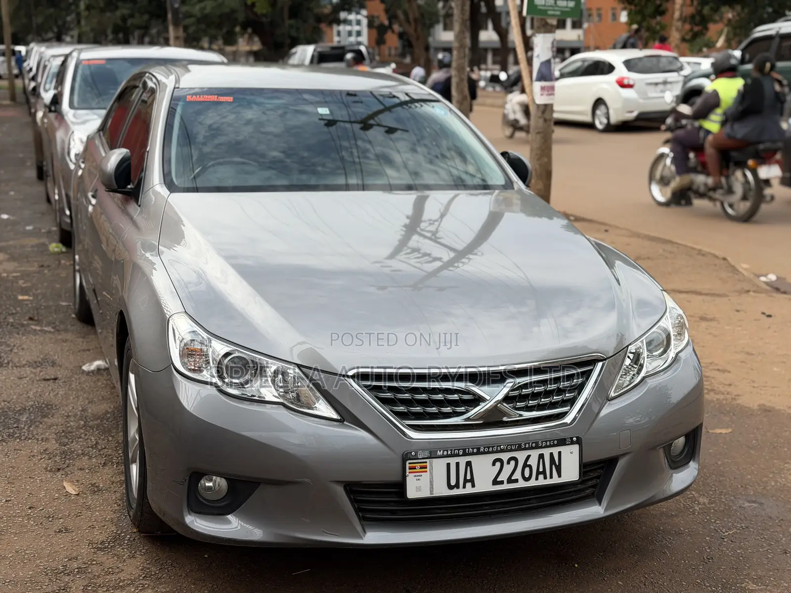 Toyota Mark X 2011 Gray