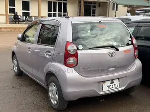 Toyota Passo 2013 Silver