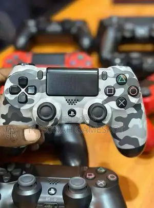 Official Sony Ps4 Dualshock 4 Controller, Uk Used, Nice Condition