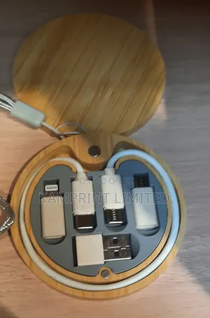 Universal Phone Charger Bamboo
