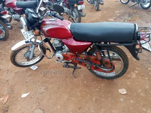 Bajaj Boxer 2022 Red