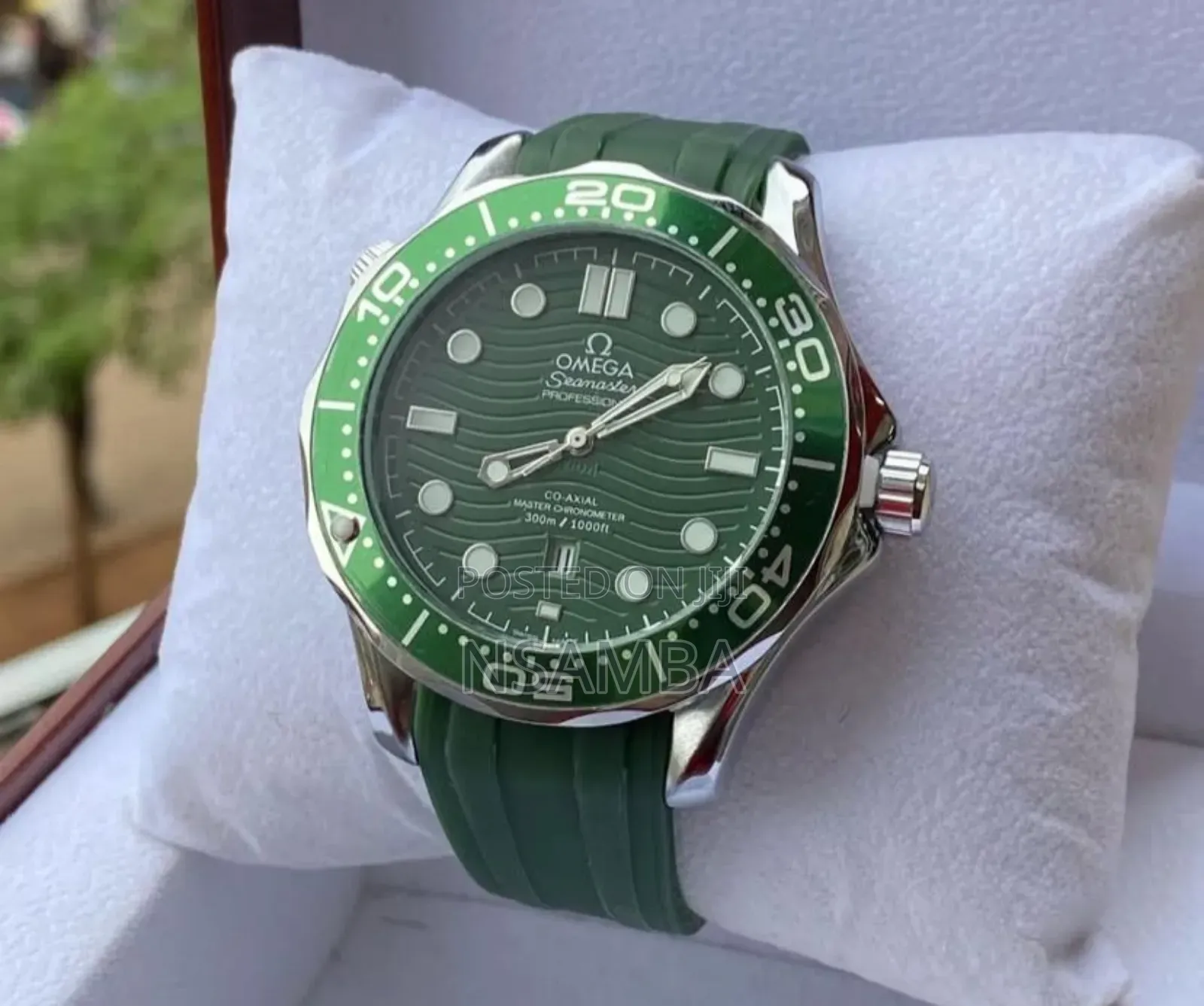 Unisexual Smart Watches