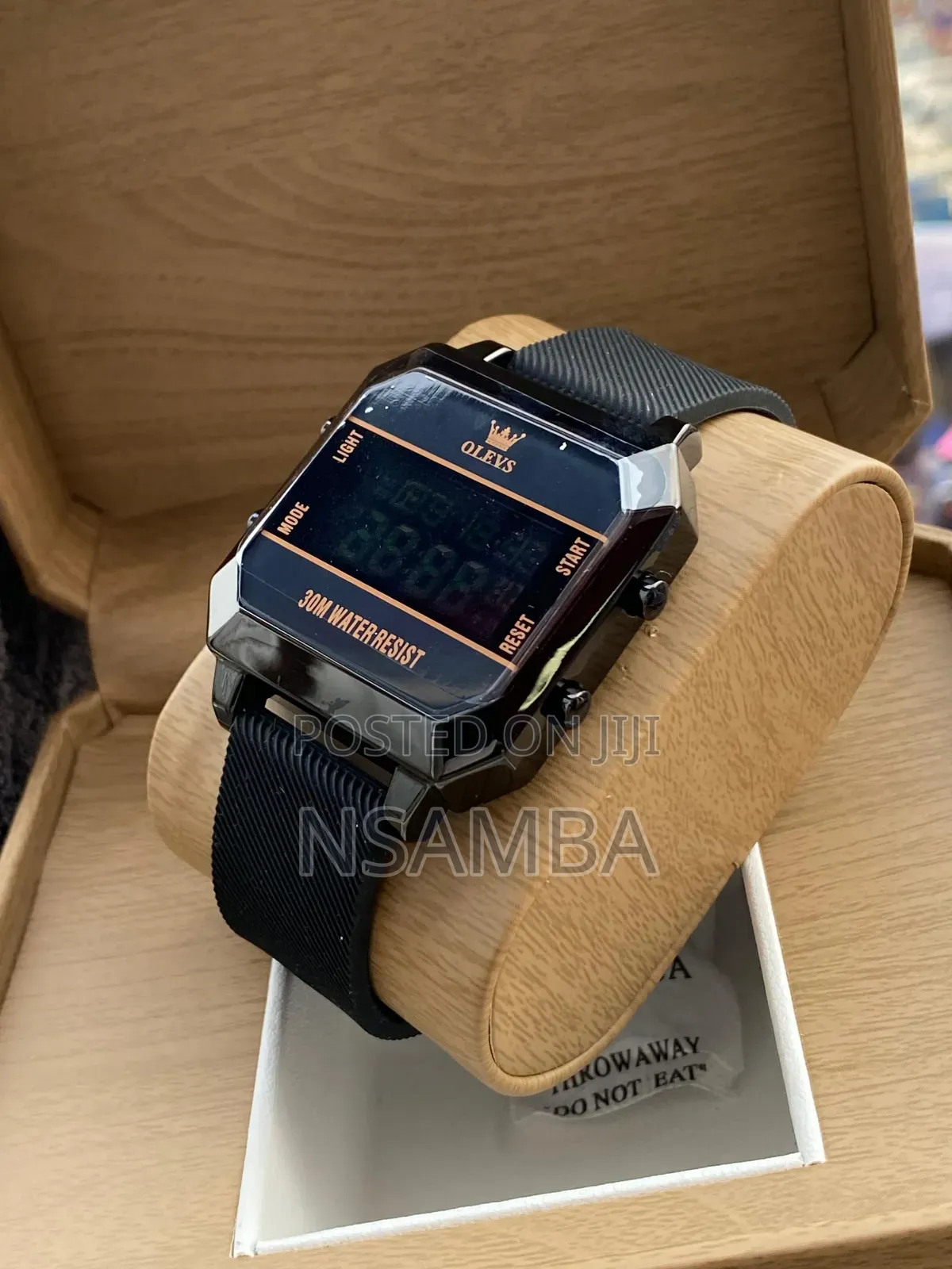 Unisexual Smart Watches