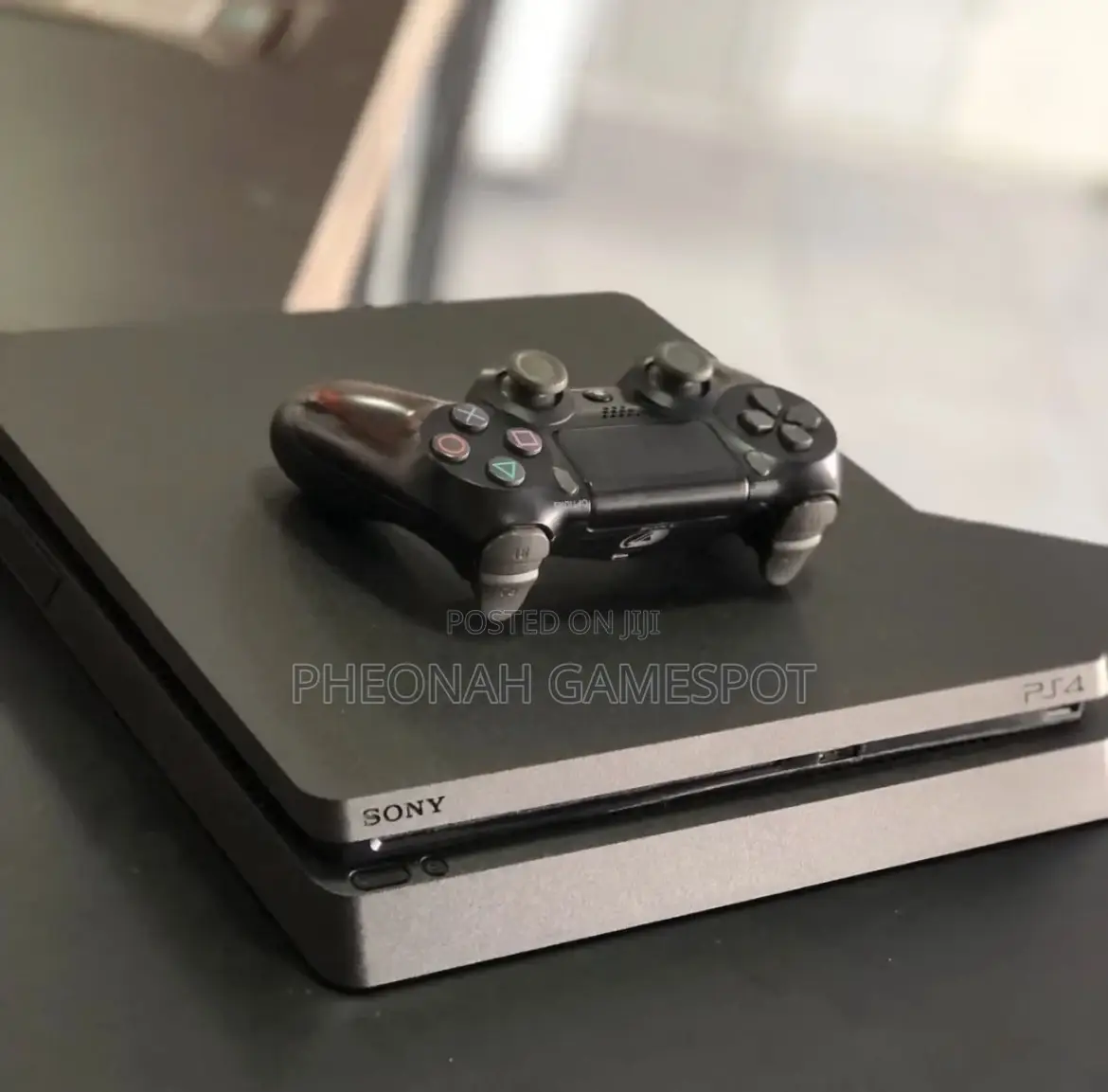 Ps4 Slim Console — 2 Pads and 23 Games Perfect Condition, All Complete