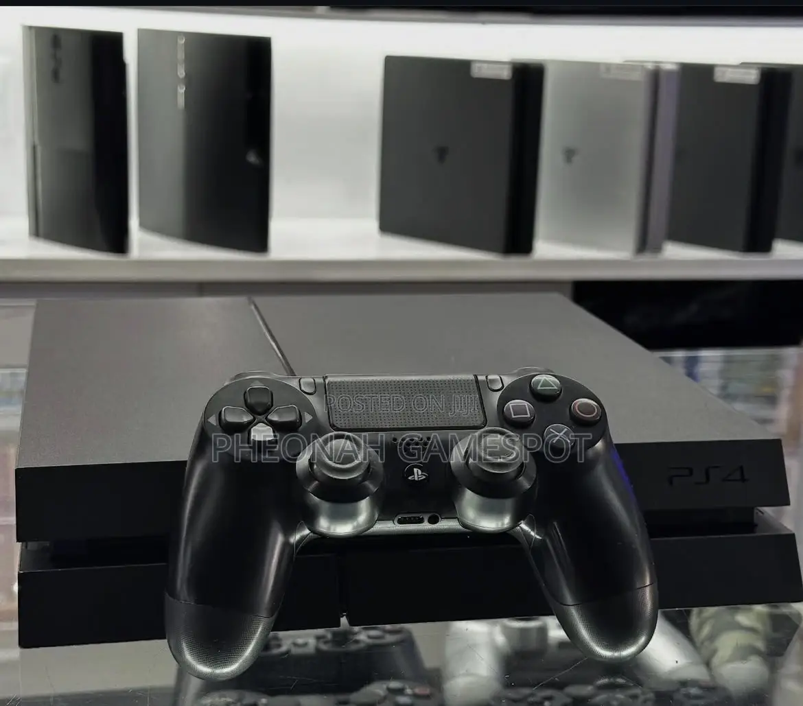 Great Ps4 Offer: 2 Controllers, 19 Games, All Complete!