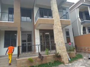 Furnished 5bdrm House in Kira Town for sale