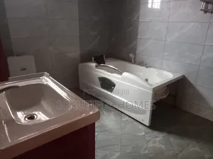 Furnished 5bdrm House in Kira Town for sale