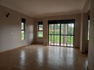 Furnished 5bdrm House in Kira Town for sale