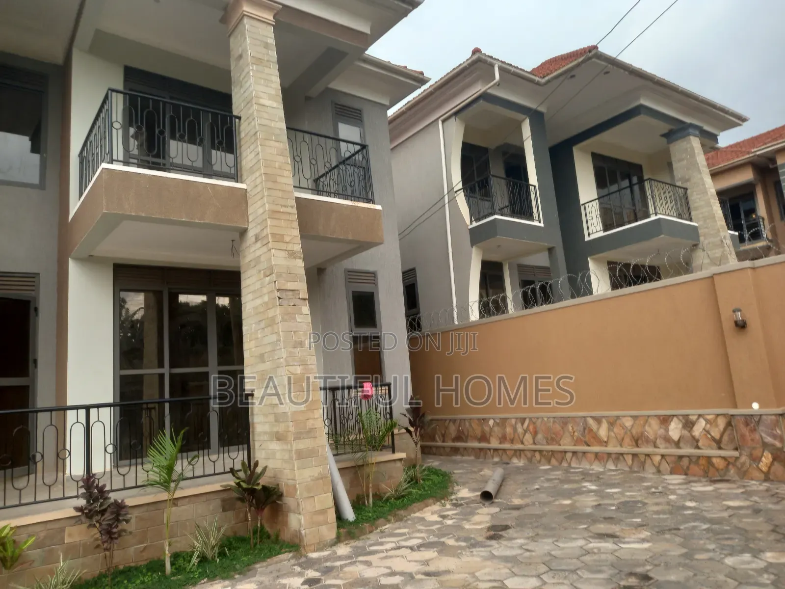 Furnished 5bdrm House in Kira Town for sale