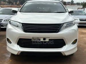 Toyota Harrier 2.0 2016 White