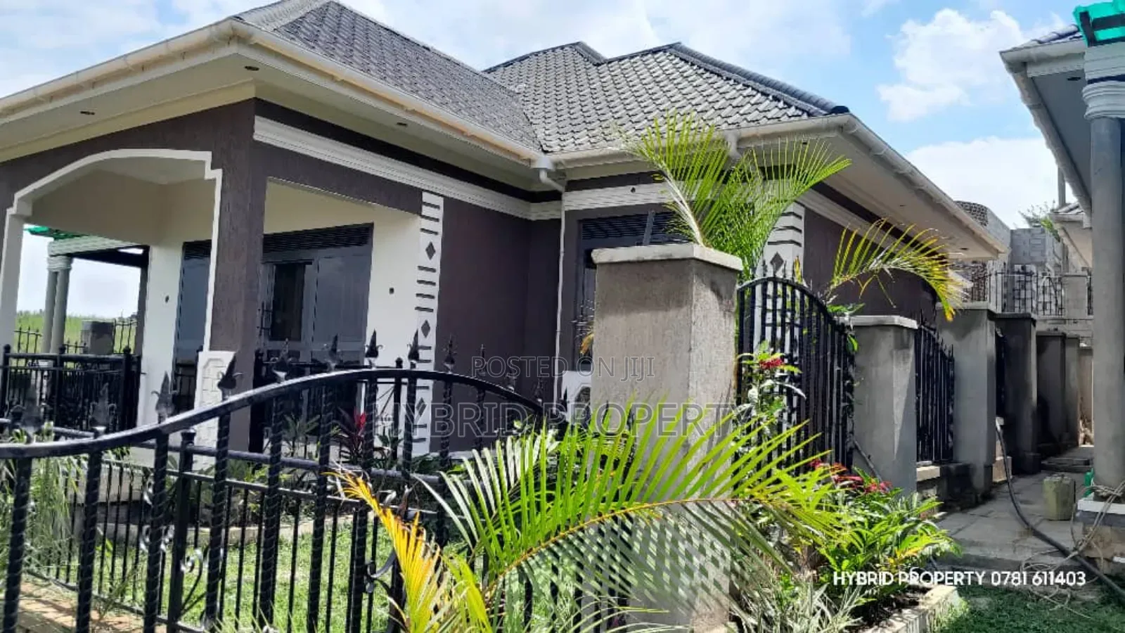3bdrm House in Nansana Along Hoima for sale