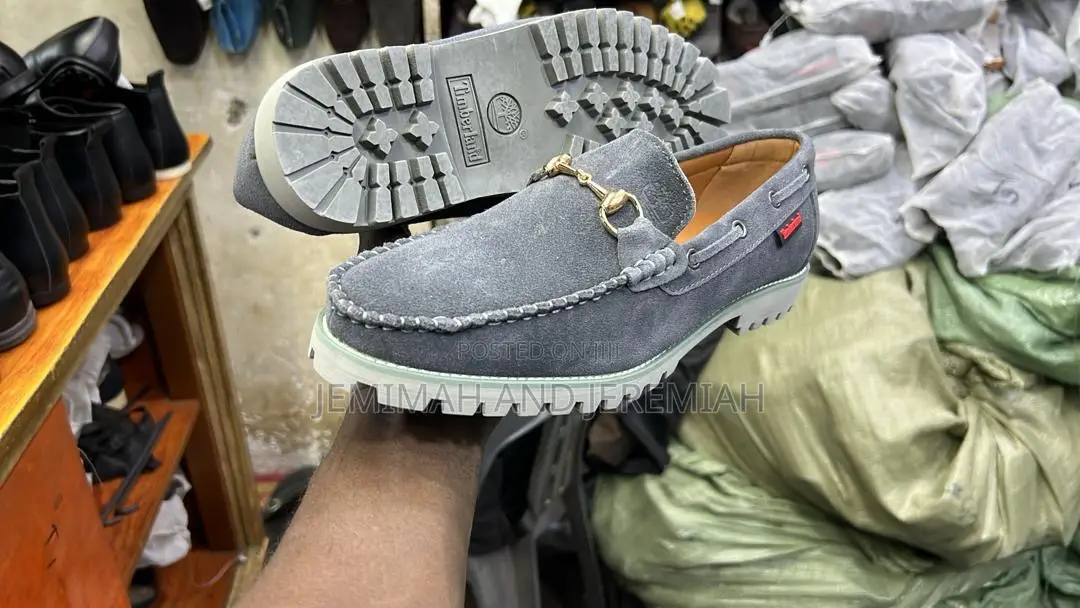 Classic Men’S Mocassins