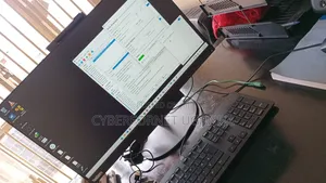 Desktop Computer Lenovo 8GB Intel Core I5 SSD 256GB