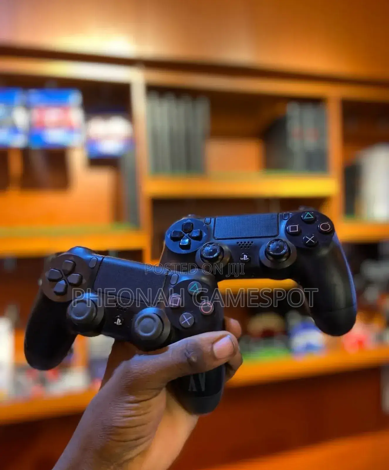 Original Playstation 4 Controllers Are Now at Black Friday Prices