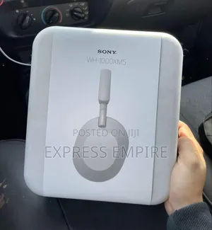 Sony Wh 1000-Xm5 Headphones Silver