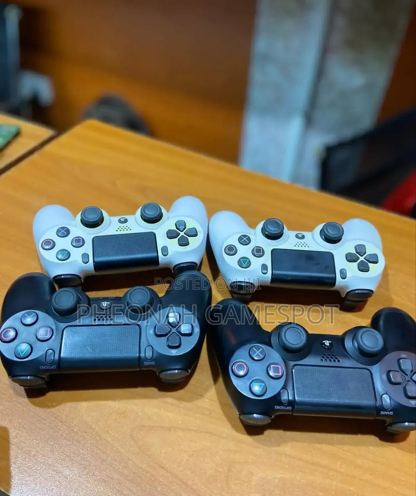 Pads Playstation 4 Good Quality and Ready to Play