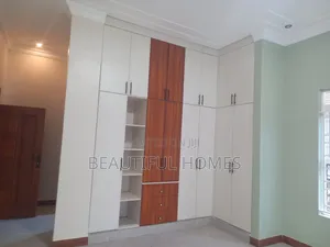 Furnished 4bdrm Bungalow in Kira for sale