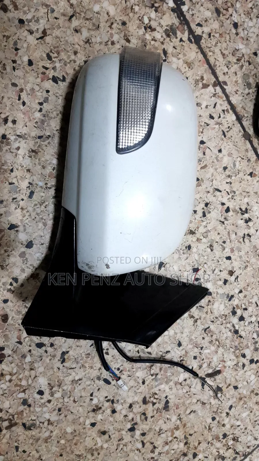 Harrier Kawundo Sidemirrors ( With Indicator)