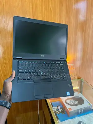New Laptop Dell Latitude 5480 8GB Intel Core I5 SSD 256GB