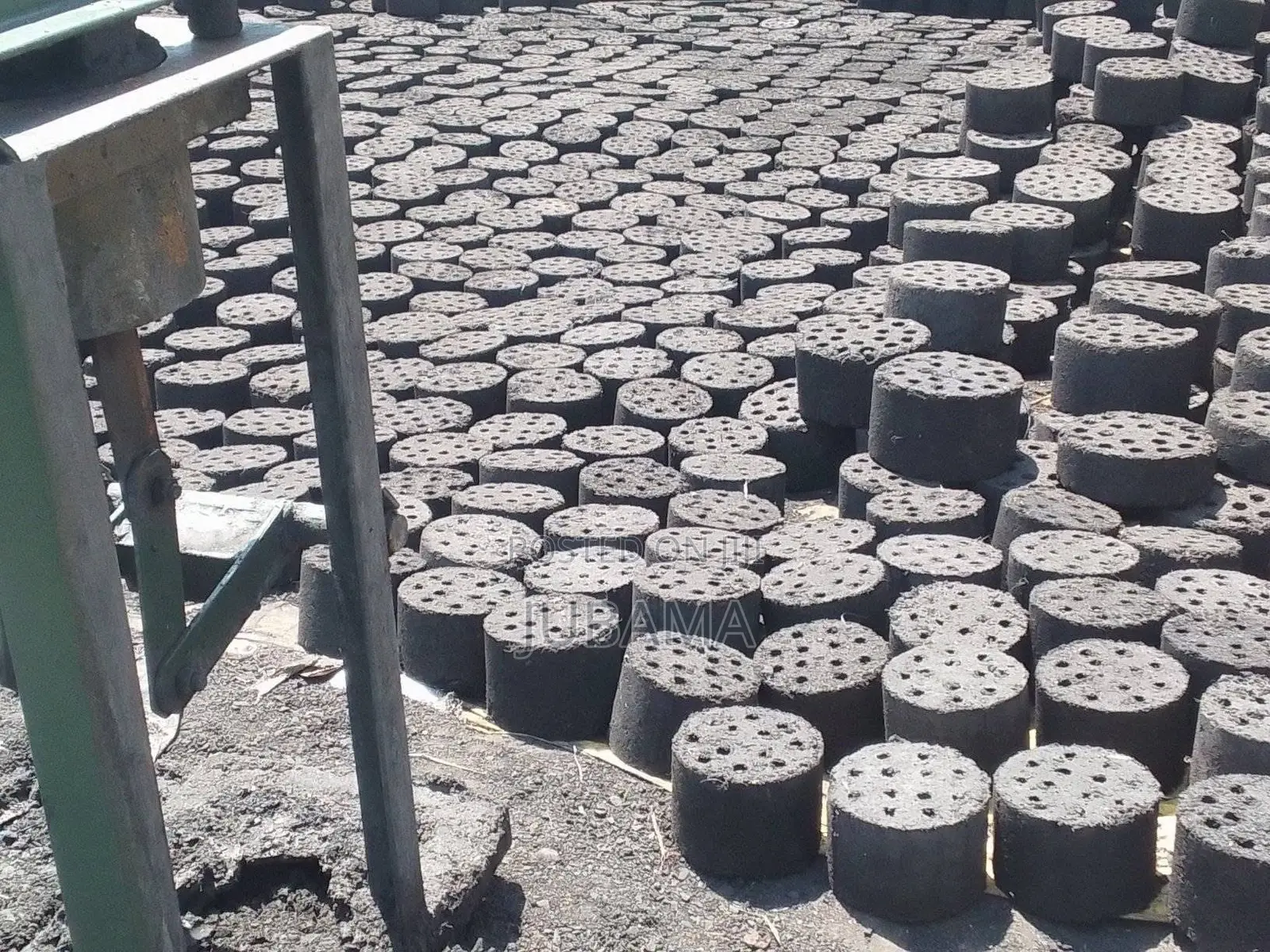 Eco-friendly Warmth: Vijom Honeycomb Briquettes For A Cozy Home 212