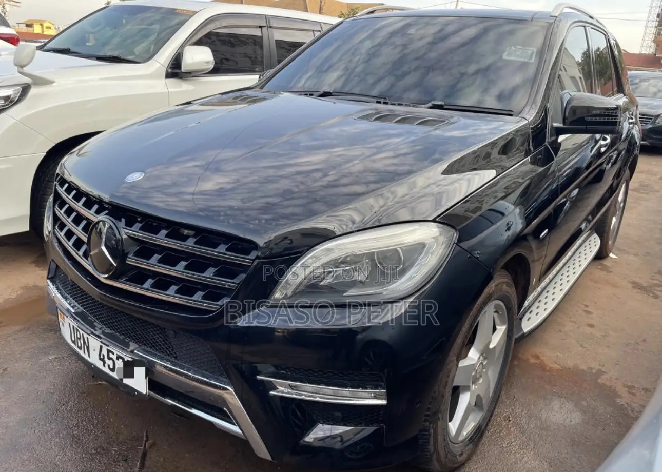 Mercedes-Benz M Class ML350 4MATIC 4dr SUV AWD (3.5L 6cyl 7A) 2014