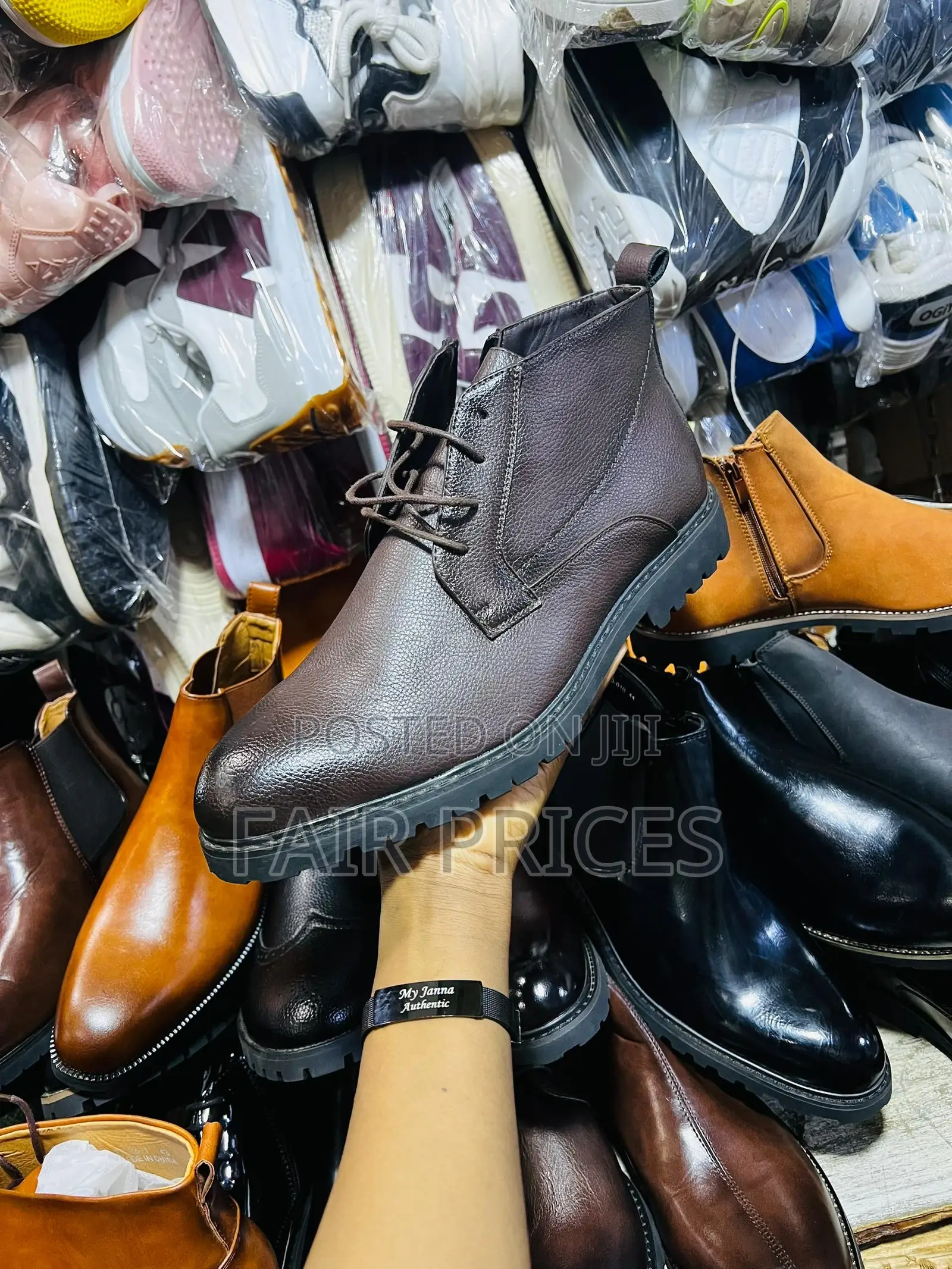 Classic Leather Boot Laced Shoes Available 40-45
