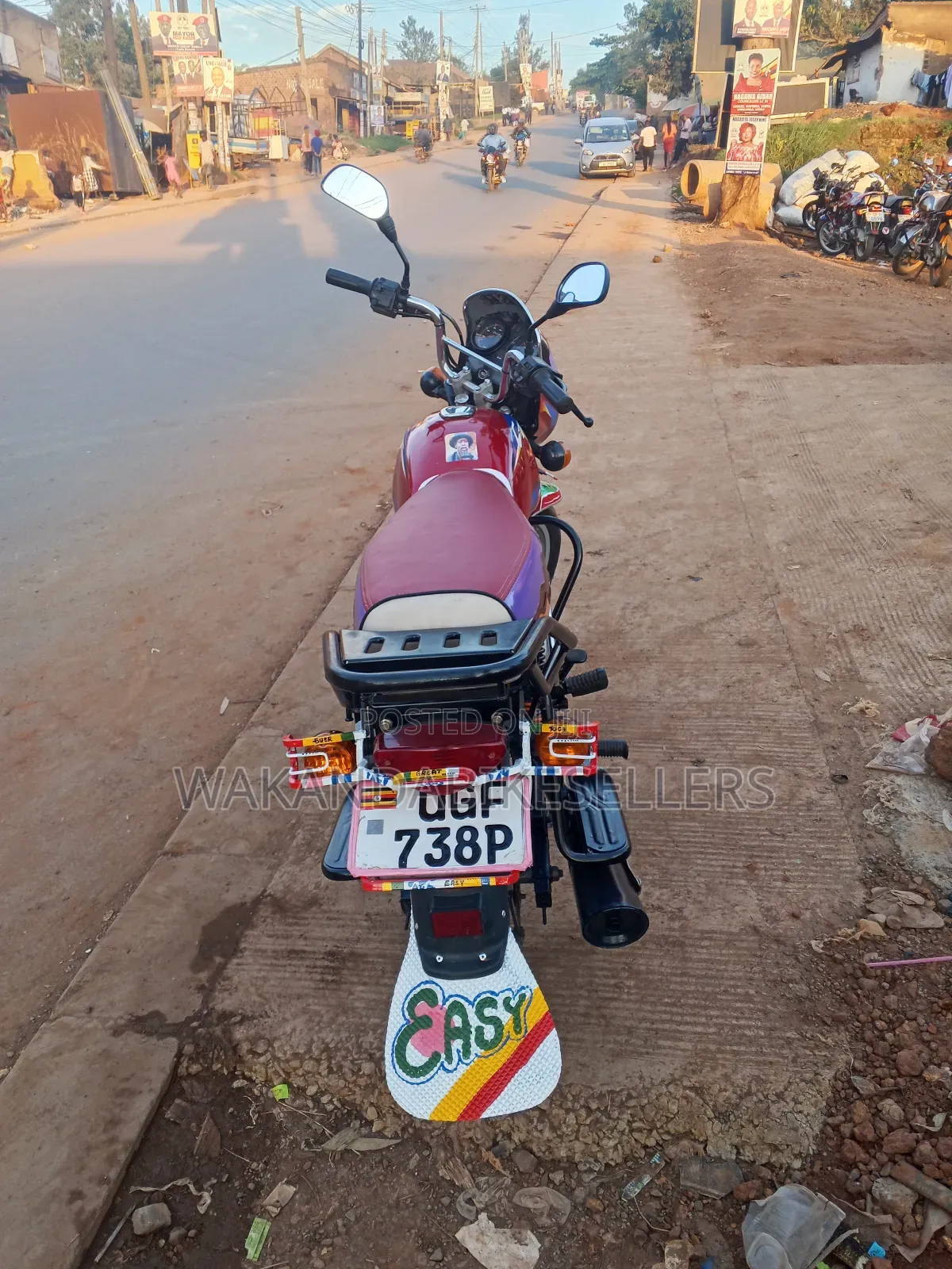 Bajaj Boxer 125 2024 Red