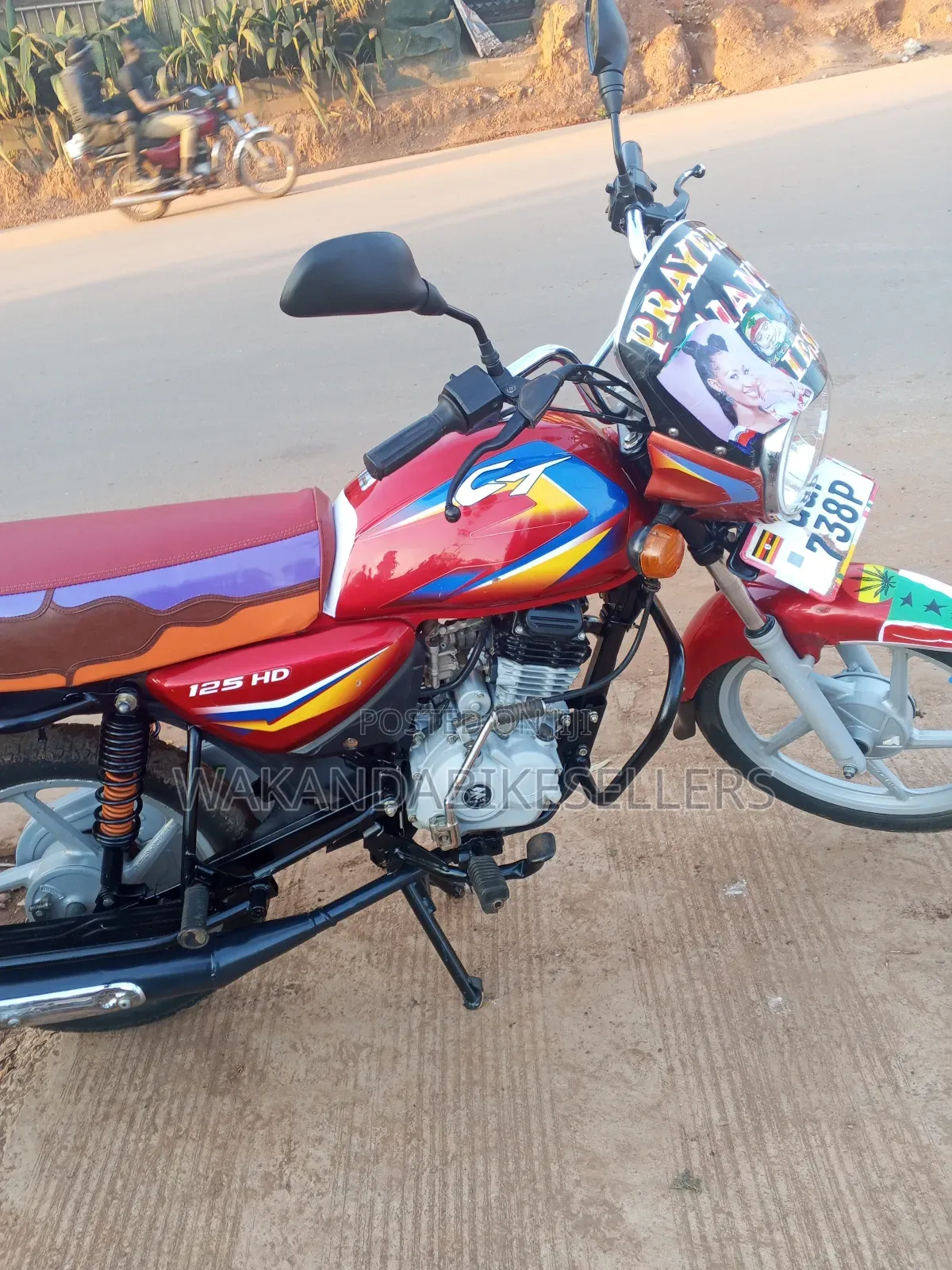 Bajaj Boxer 125 2024 Red