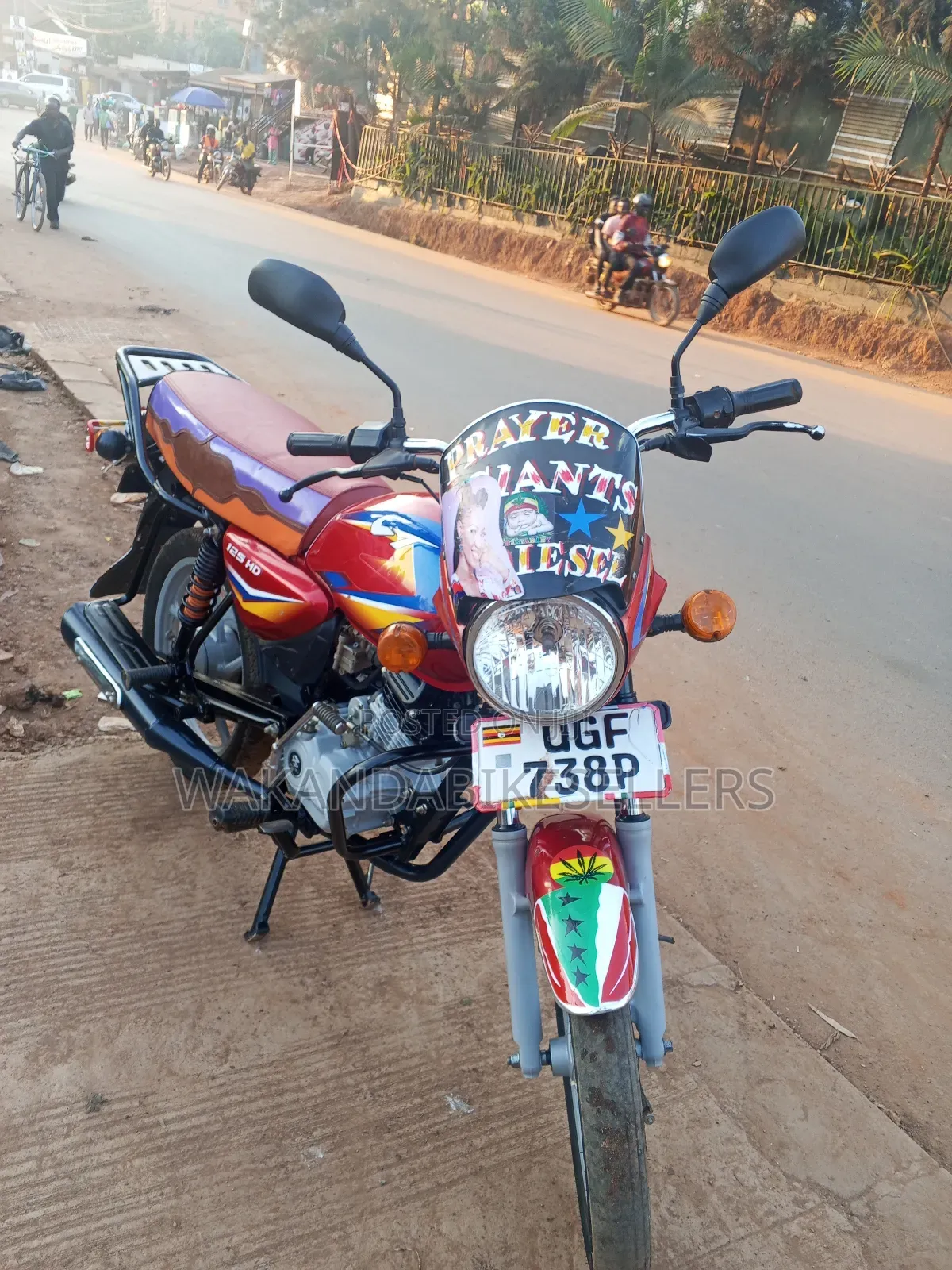 Bajaj Boxer 125 2024 Red