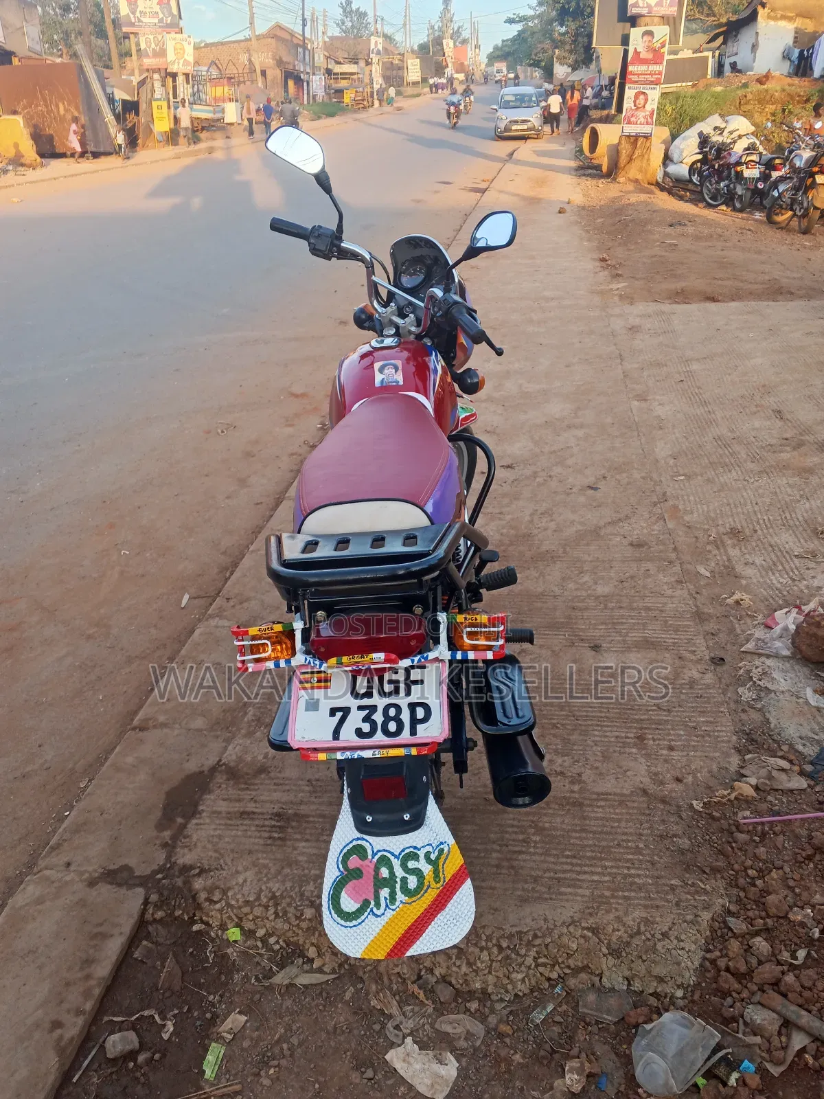 Bajaj Boxer 125 2024 Red
