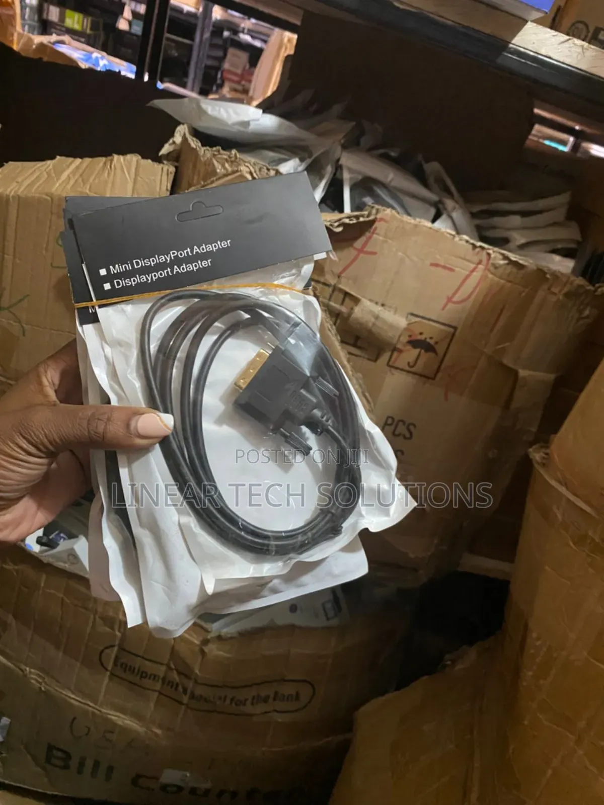 Mini Displayport to Dvi Adapter.