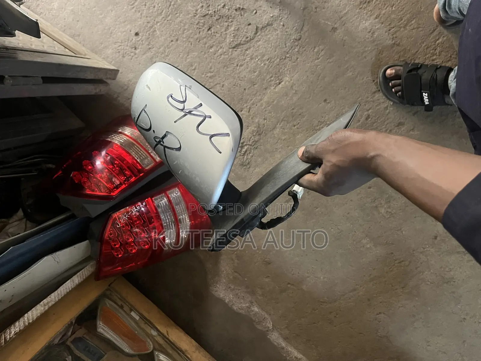 Wish 2006 Side Mirror