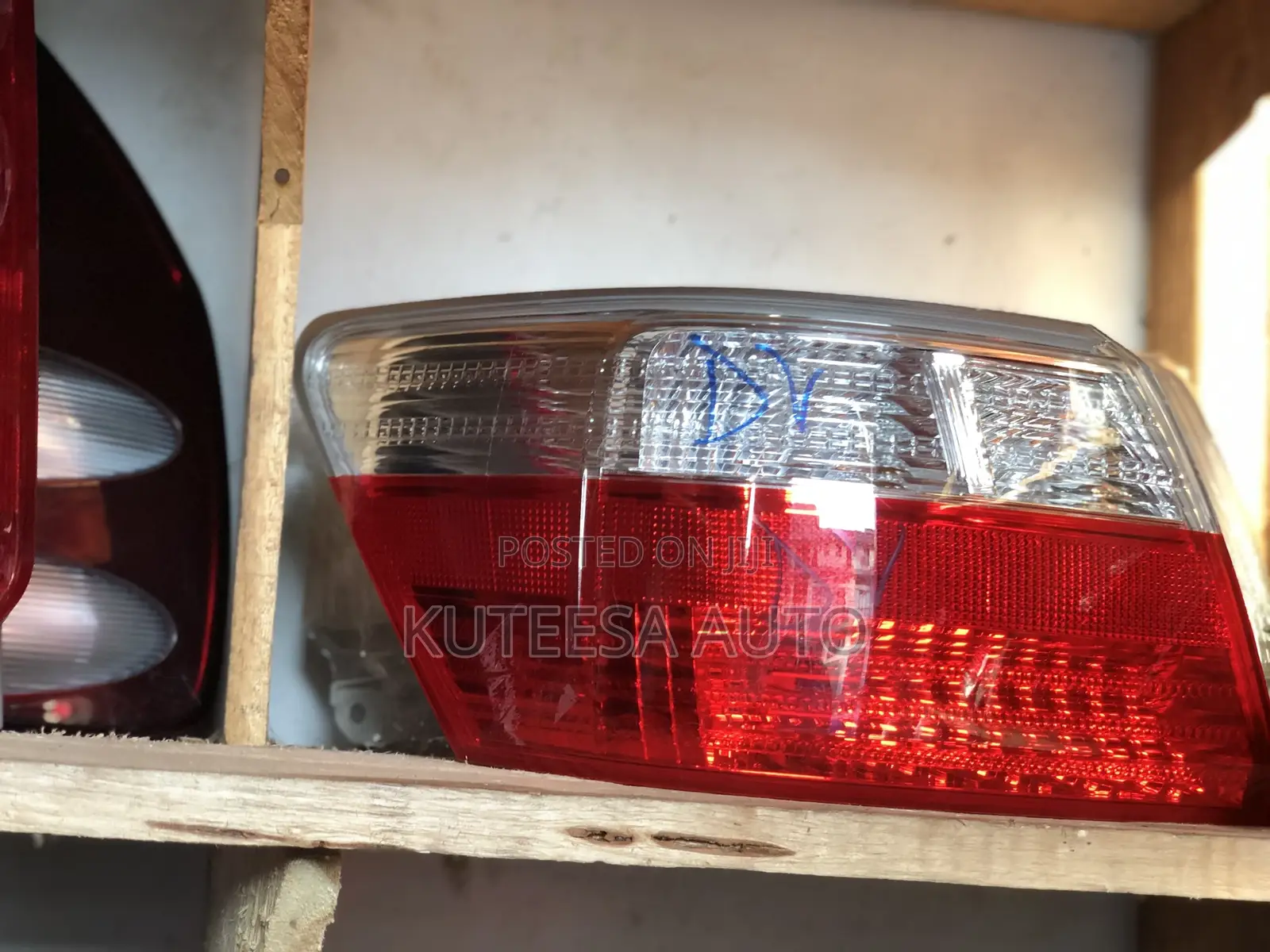 Premio( 2008 ) Backlight/ Rear Light