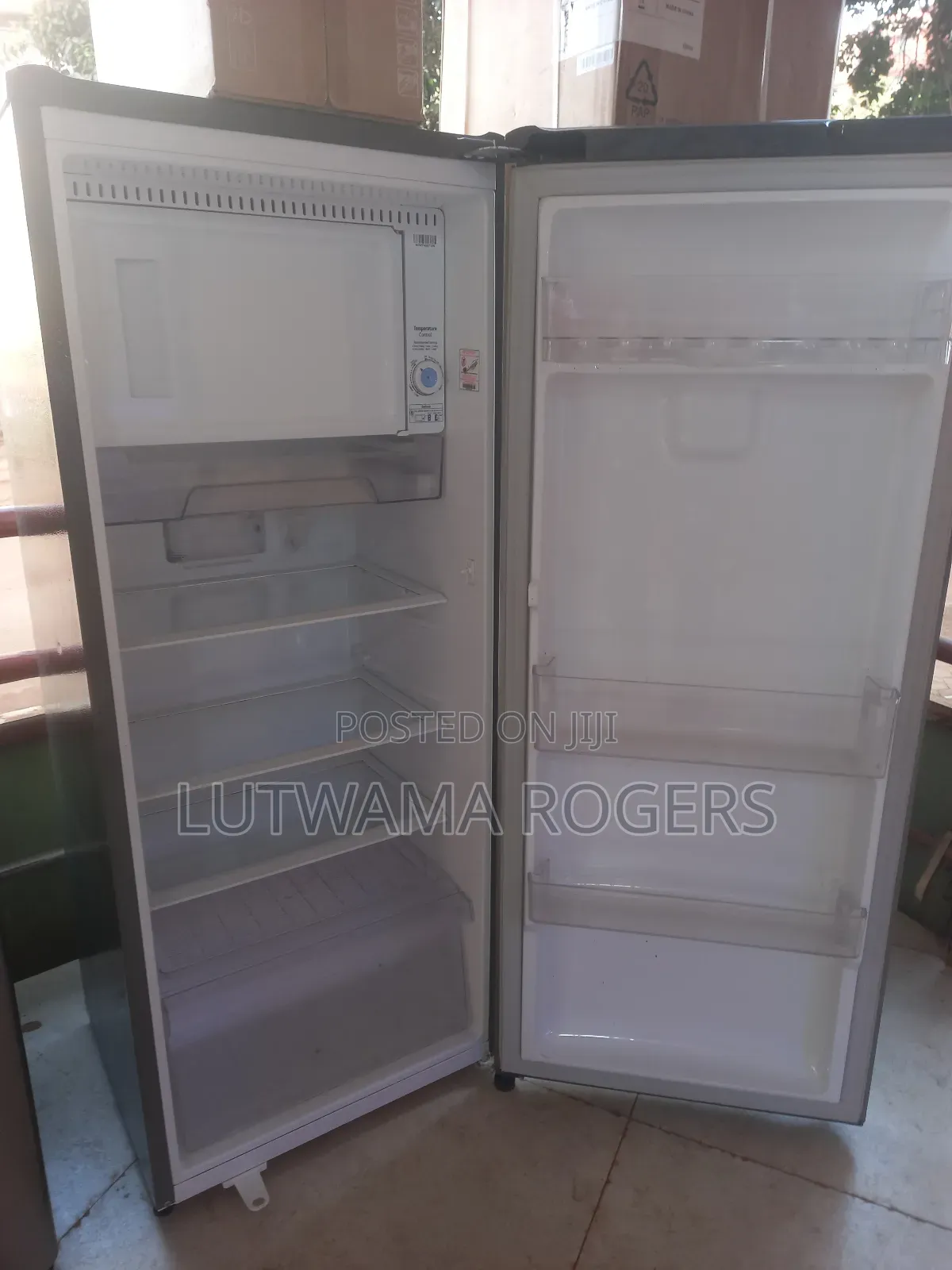 Lg Single Door Fridge 331ltrs