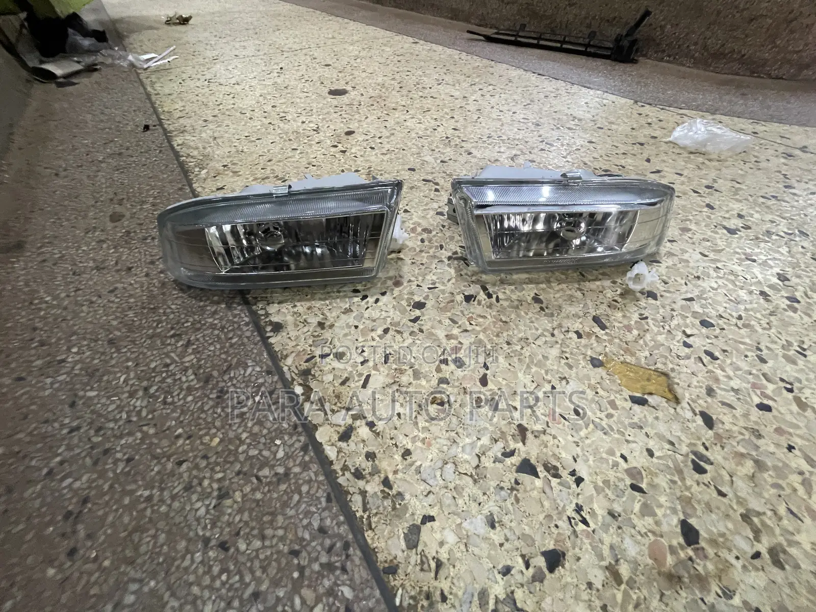 Spotlights Ipsum Super