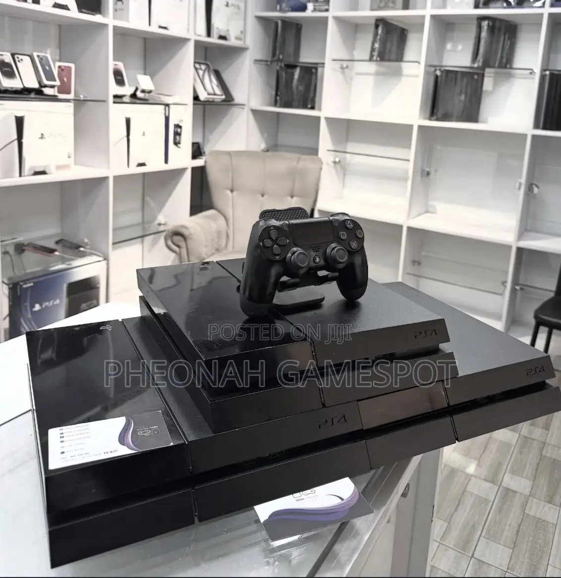 Ps4 Premium — 2 Controllers and 14 Action-Packed Titles!