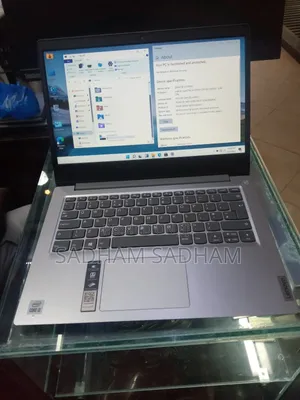 Laptop Lenovo Y40-80 8GB Intel Core I3 HDD+SSD 1T