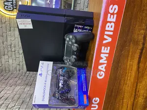 Dualshock 4 Game Pads and Machine