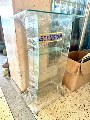 Transparent Podium