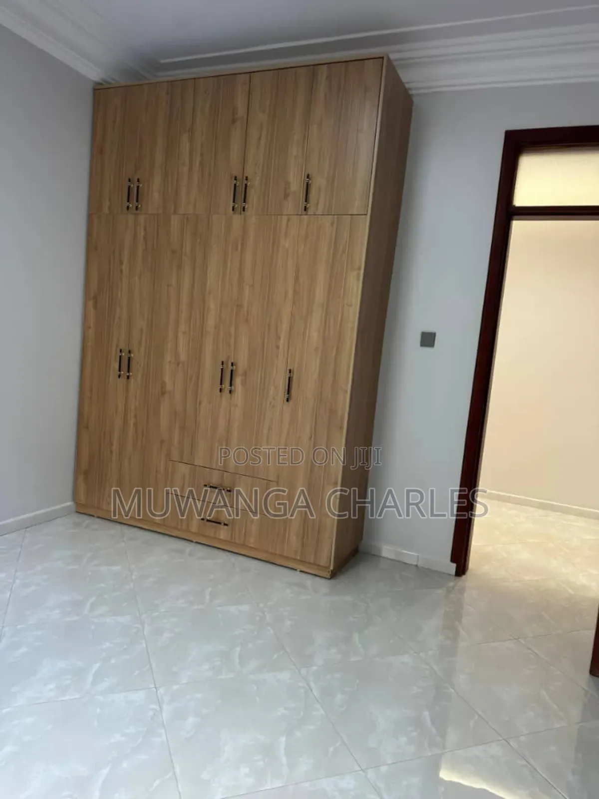 5bdrm Duplex in Fs Properties Ltd, Kira for sale