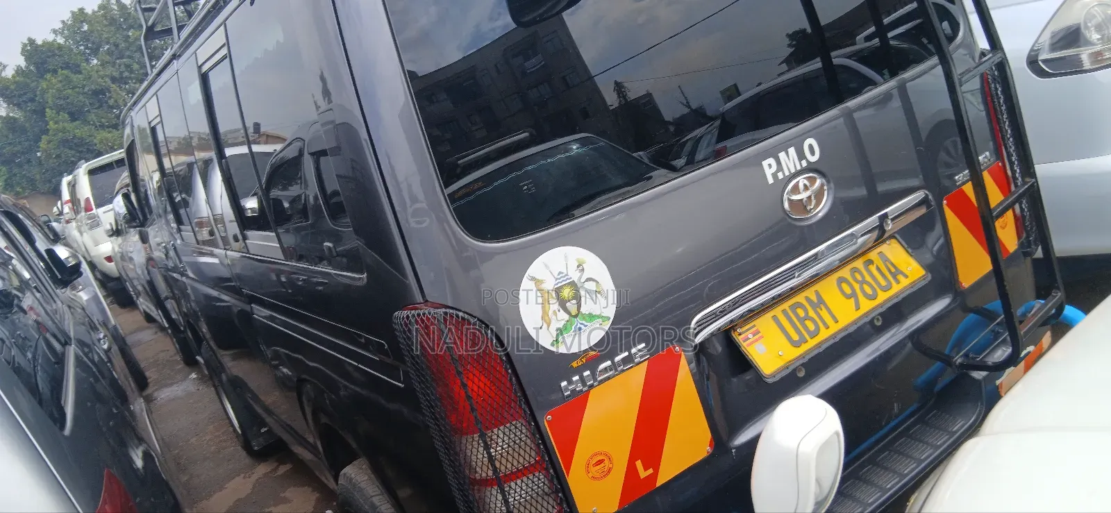 Toyota HiAce 2010