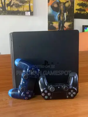 Playstation 4 Slim — 2 Pads, 15 Fun Titles, Ready to Enjoy!
