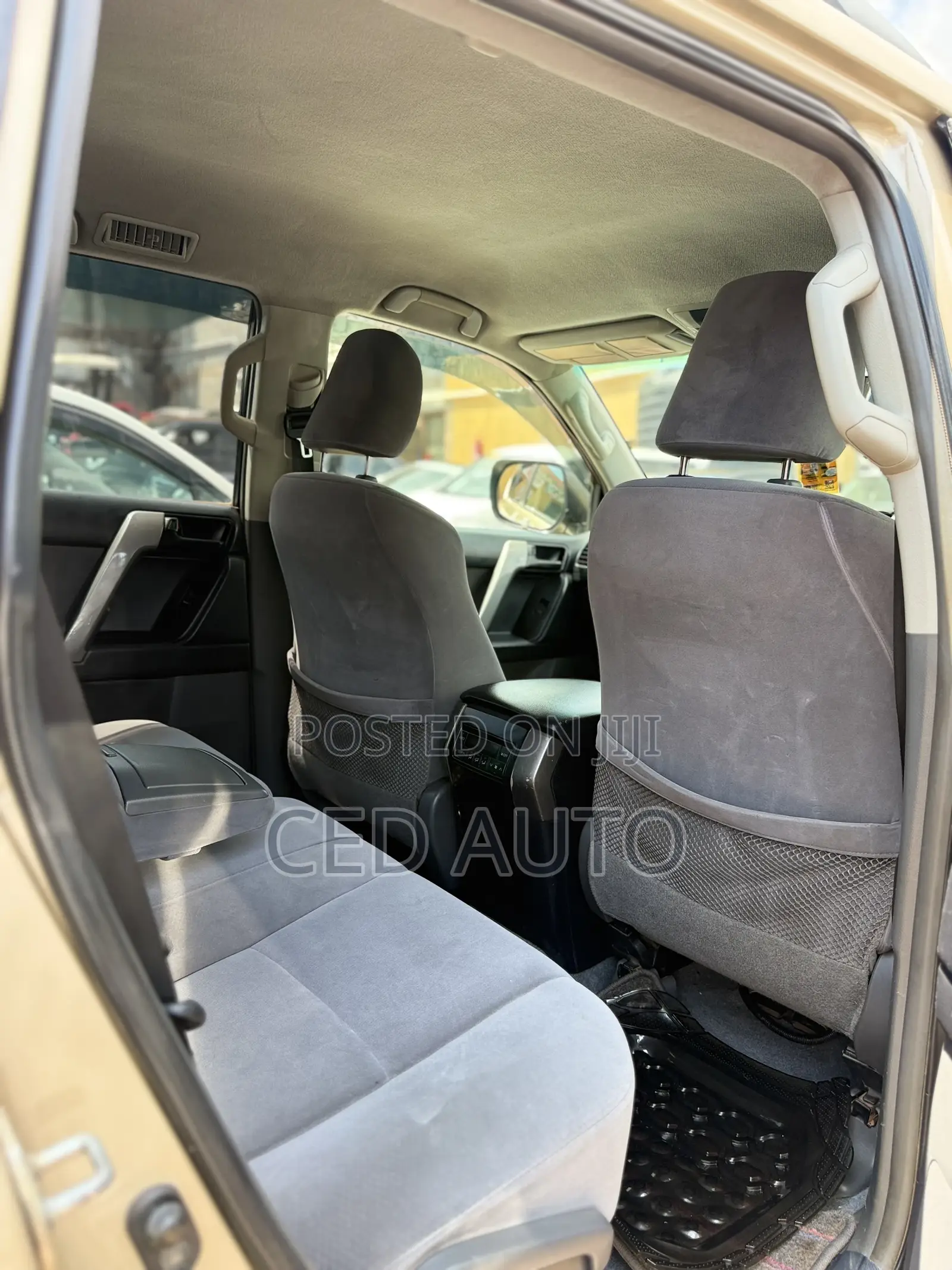 Toyota Land Cruiser Prado 2015 Gold