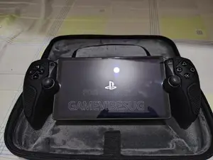 Display: An 8-Inch LCD With a 1920 X 1080 Resolution for 60fps Gamepla