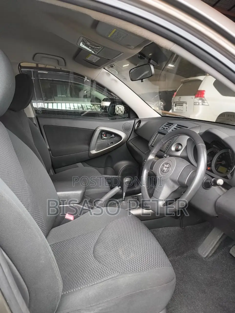 Toyota RAV4 2.5 2010 Gray