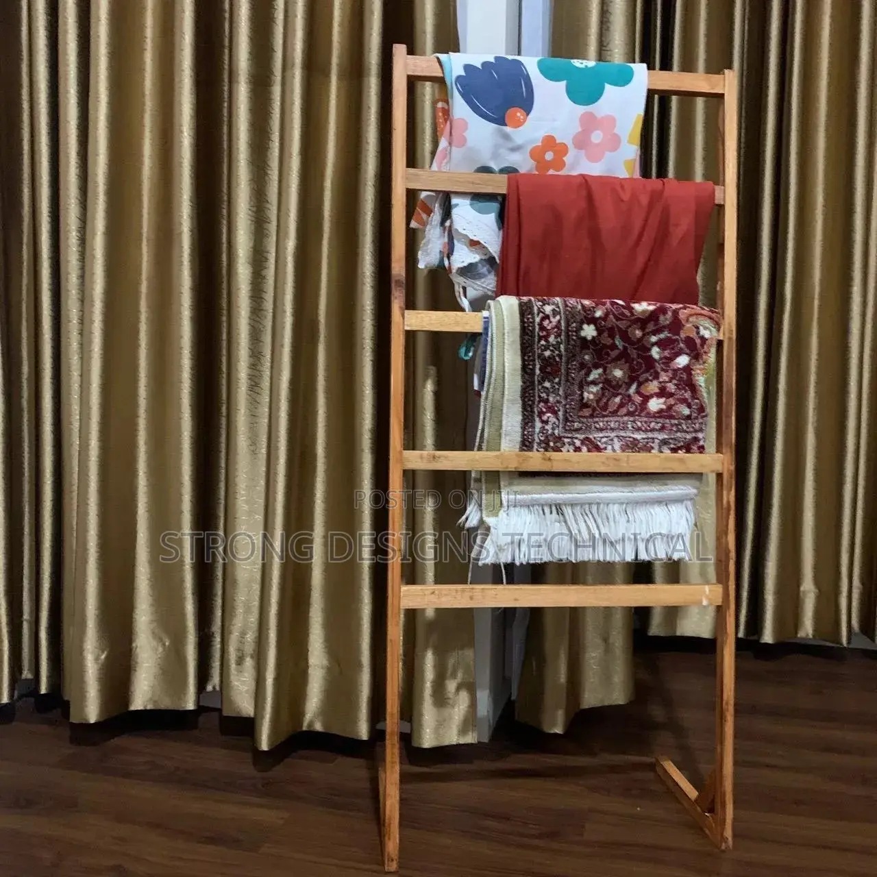 Ladder Hanger for Scarves / Towels
