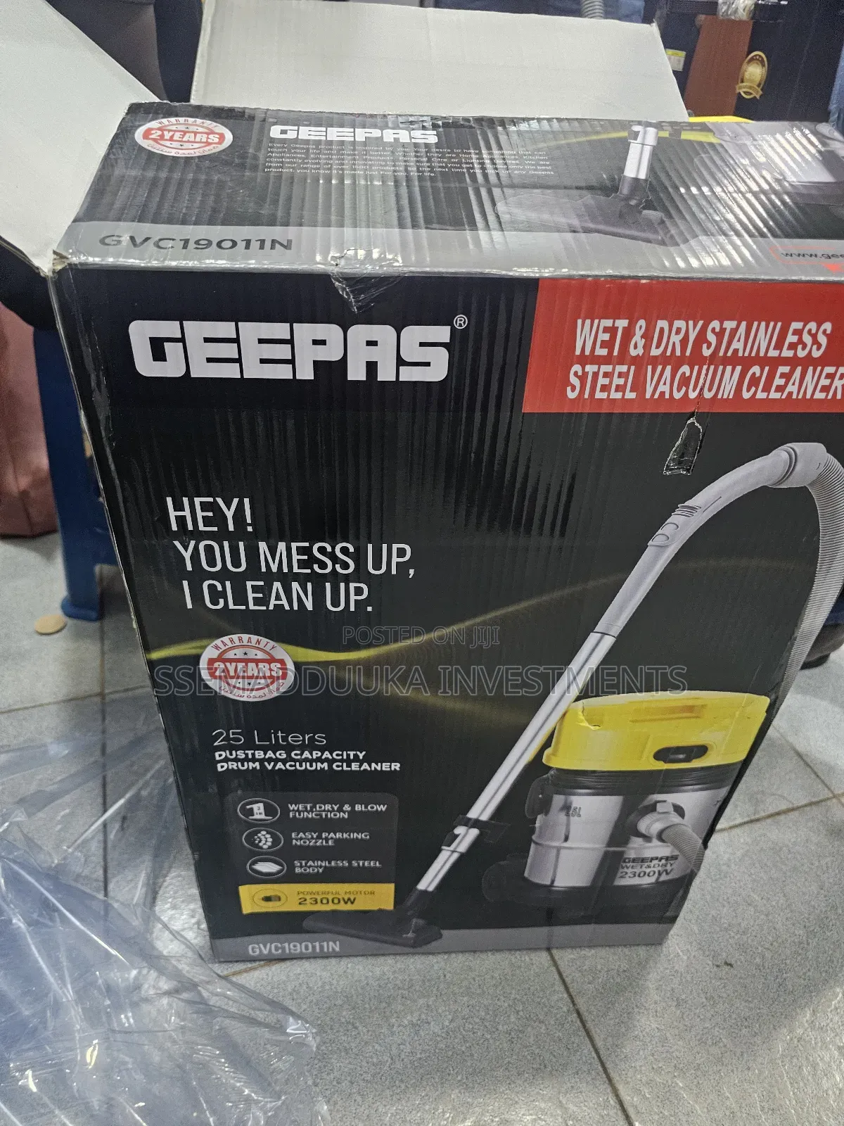 Geepas GVC 19011n Wet and Dry Stainless Steel Vacuum Cleaner
