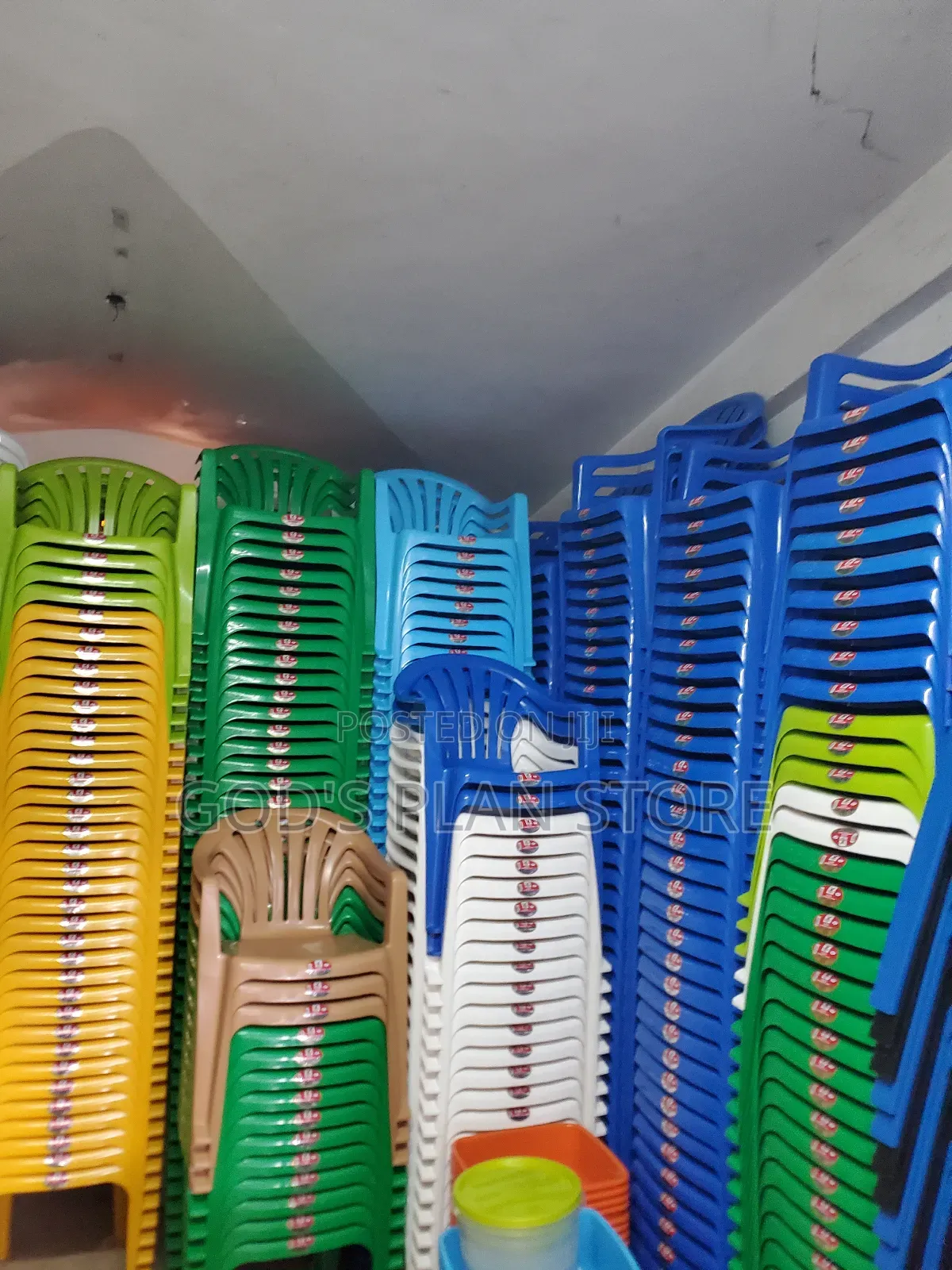 Creative Plastic Chairs Creative Plastic Chairs